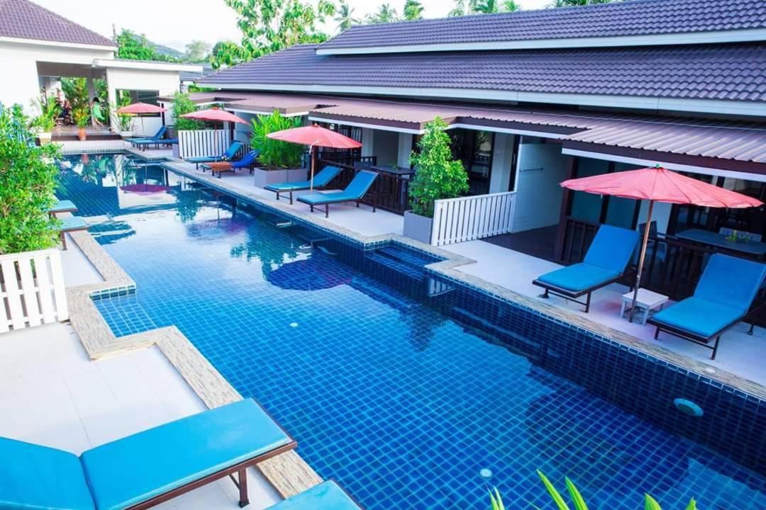 The Florist Resort Mae Nam Bagian luar foto